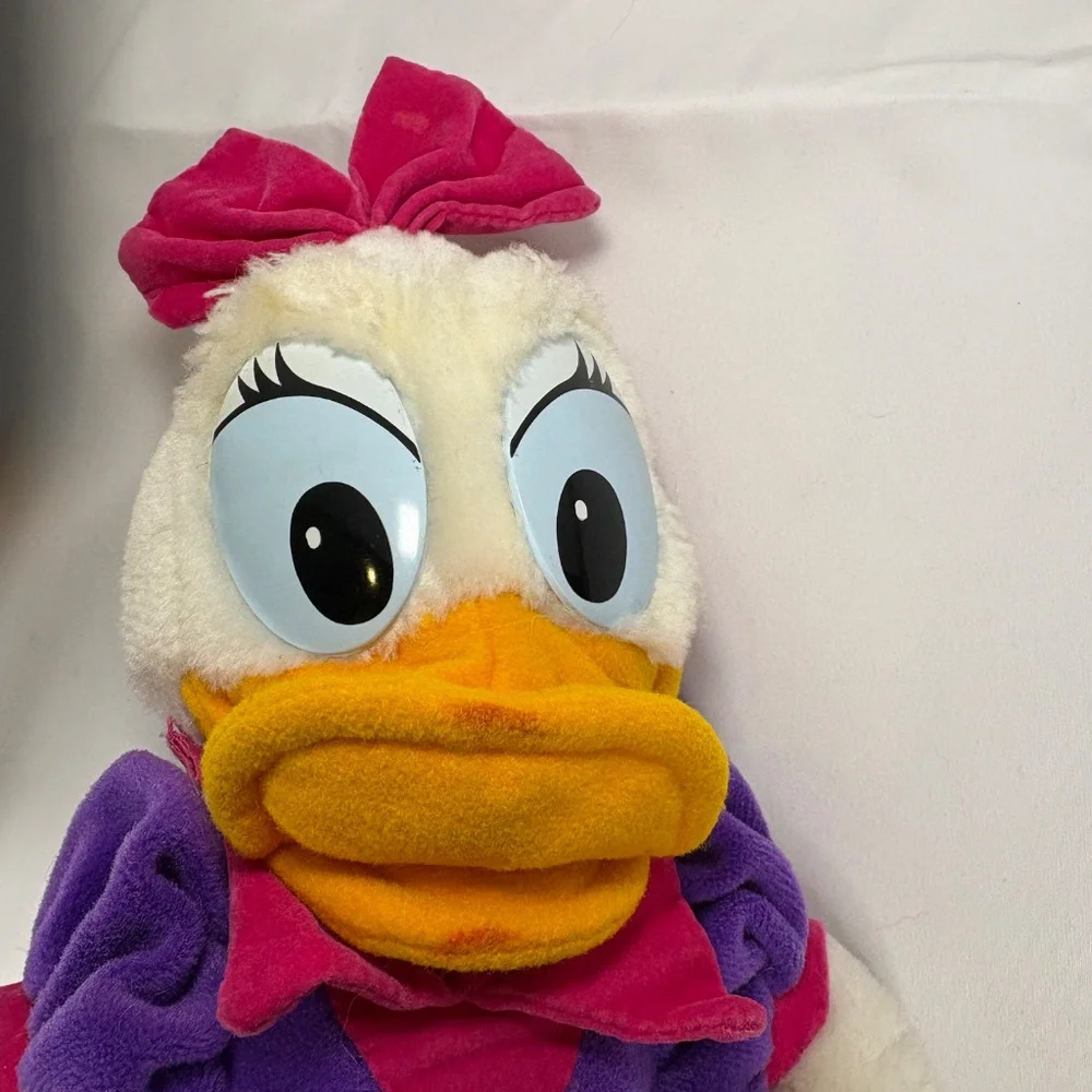 Vtg Daisy Duck Walt Disney World Stuffed Plush Animal Toy Disneyland Parks 1990s - Picture 2 of 9